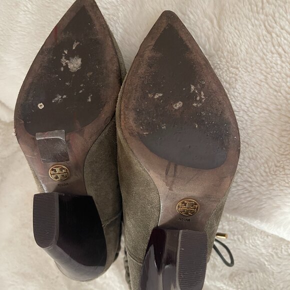 Tory Burch Lila Green Leather (Suede) Women's Bootie Size: 5.5 - Picture 13 of 16